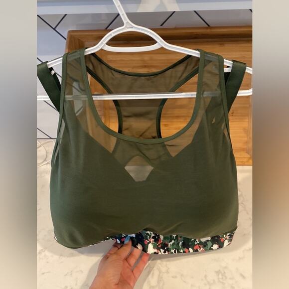 Adore Me ADORE ME Micah Couture High Impact Sports Bra Camouflage size 38G - Picture 1 of 5